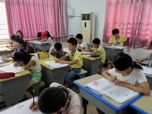 8月20日 成人小说
 浙西建德爱心支教小队 公开课  (3)