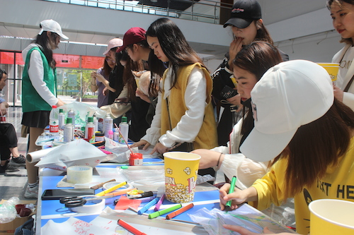 2019年4月17日 “绿之翼”环保协会   与塑未谋面的你相遇天空之城活动 大家参与活动