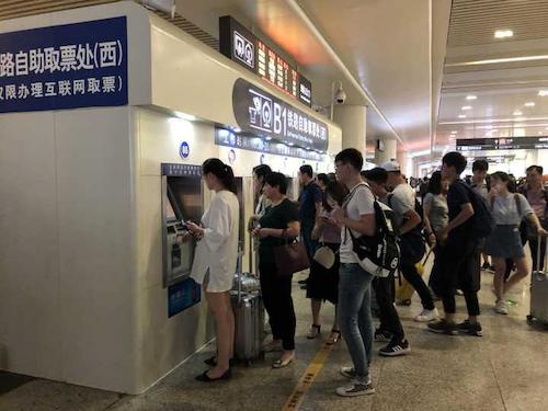 七月五日 成人小说
学院  杭州交通状况调研分队 杭州东站取票情况