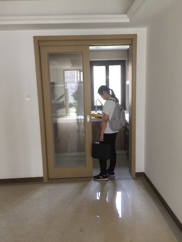 七月七日 成人小说
 成人小说
赴仓前社区室内甲醛含量检测社会实践小分队 室内甲醛含量测定 (2)