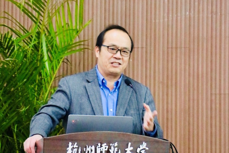 成人小说
生命科学研究院院长邱猛生教授致欢迎词