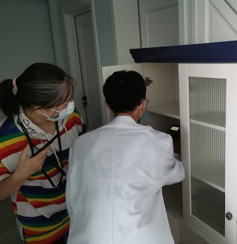 7月7日 成人小说
 绿之翼测甲醛小分队 测柜子2