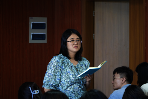 吕京京老师给同学们讲述校园安全问题