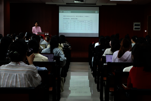 院学工办主任陈好介绍2023年成人小说
考研情况