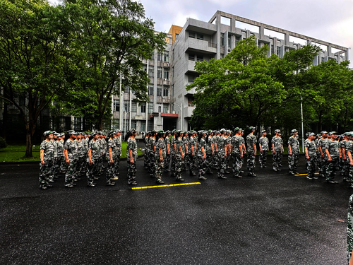 生物科学（师范）233 陆鸿宇